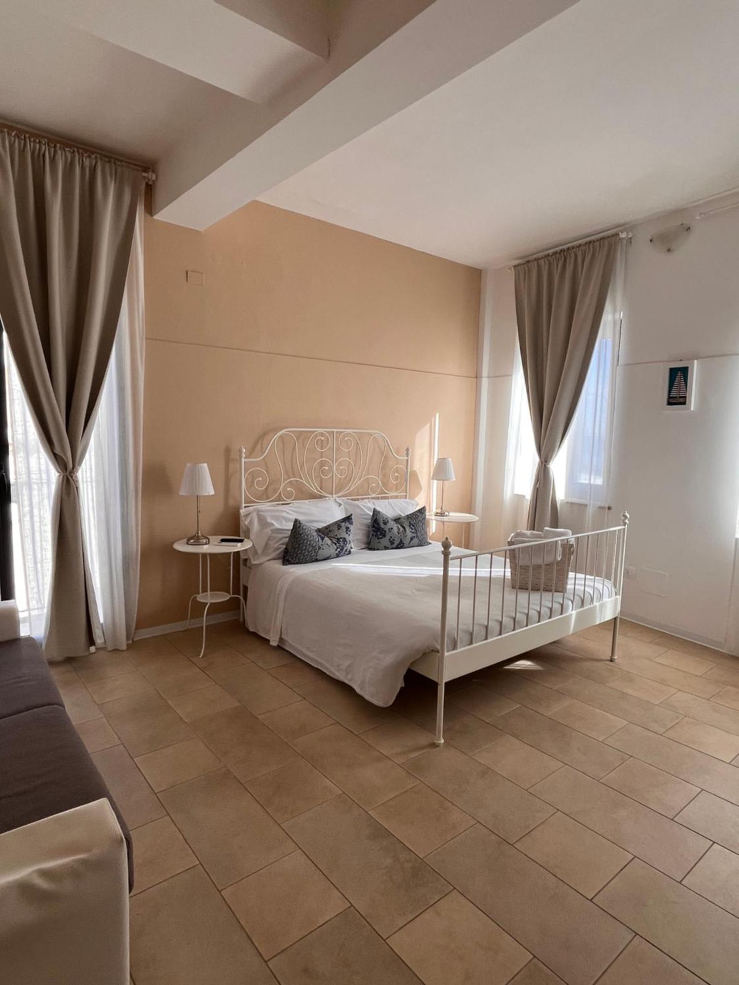 Regina Margherita B&B Marzamemi Exterior foto
